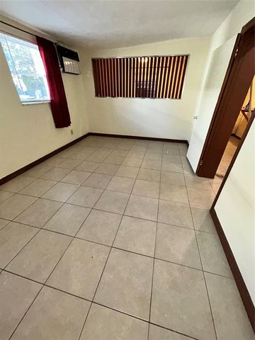 244 SW 3rd Place, Dania Beach, FL 33004