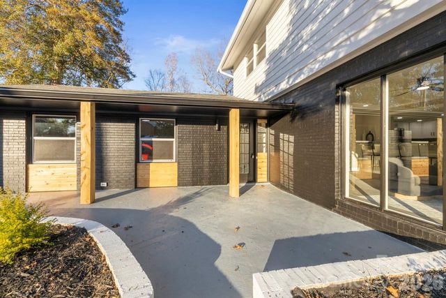 335 Eastcliff Drive SE, Concord, NC 28025