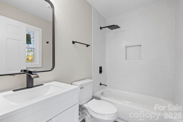 335 Eastcliff Drive SE, Concord, NC 28025