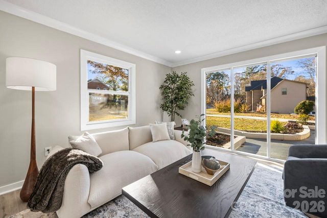 335 Eastcliff Drive SE, Concord, NC 28025