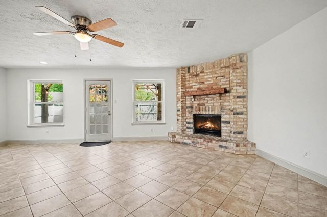 4010 Bluebonnet Trail, Deer Park, TX 77536