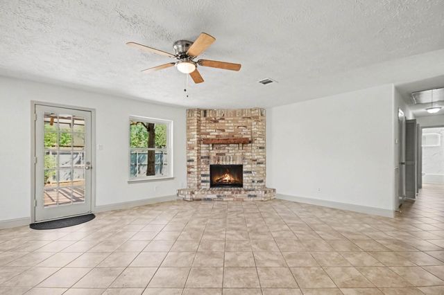 4010 Bluebonnet Trail, Deer Park, TX 77536