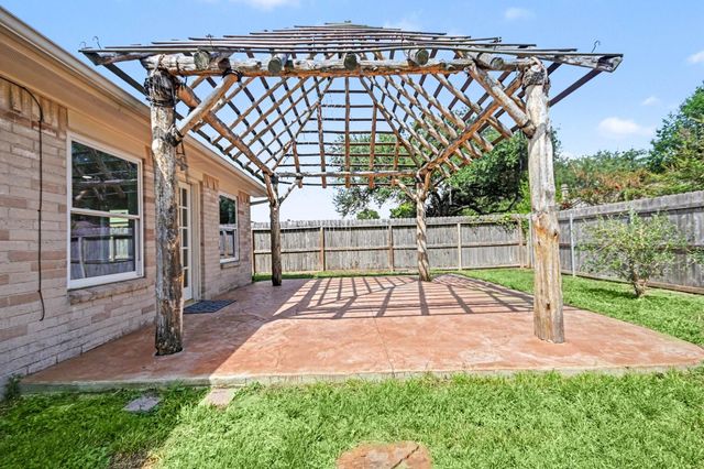 4010 Bluebonnet Trail, Deer Park, TX 77536