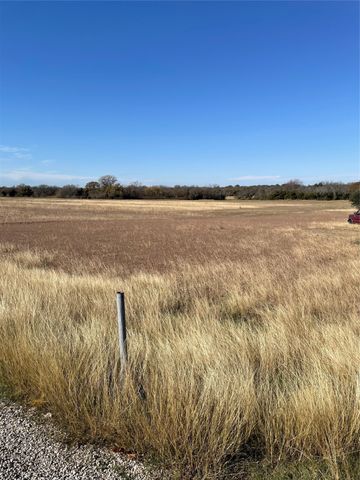 1801 Christian Rd, Ennis, TX 75119