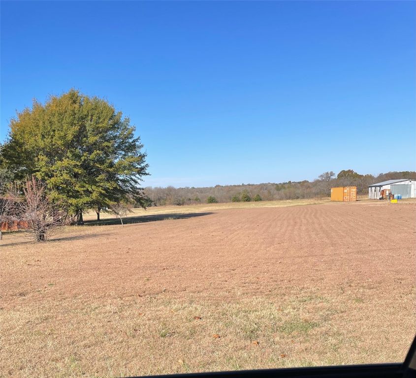1801 Christian Rd, Ennis, TX 75119