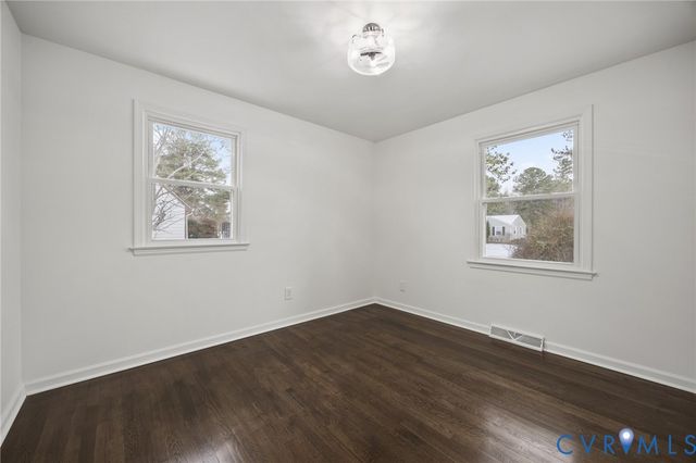 9618 Kathleen Dr, Petersburg, VA 23803
