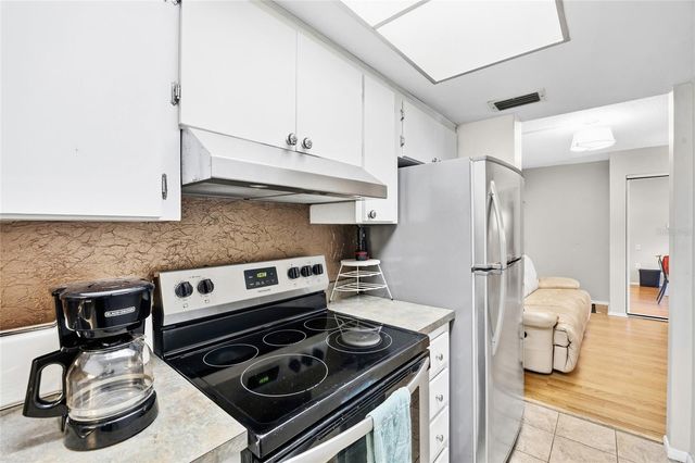 100 WAVERLY WAY 201, Clearwater, FL 33756