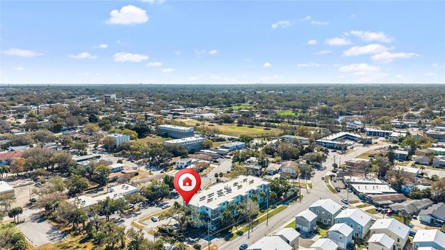 100 WAVERLY WAY 201, Clearwater, FL 33756