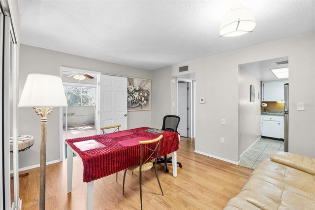 100 WAVERLY WAY 201, Clearwater, FL 33756