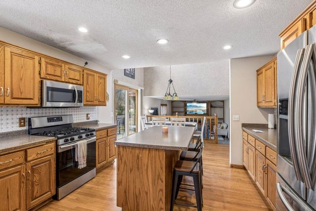 3012 Walter Street, Maplewood, MN 55109