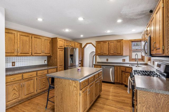 3012 Walter Street, Maplewood, MN 55109