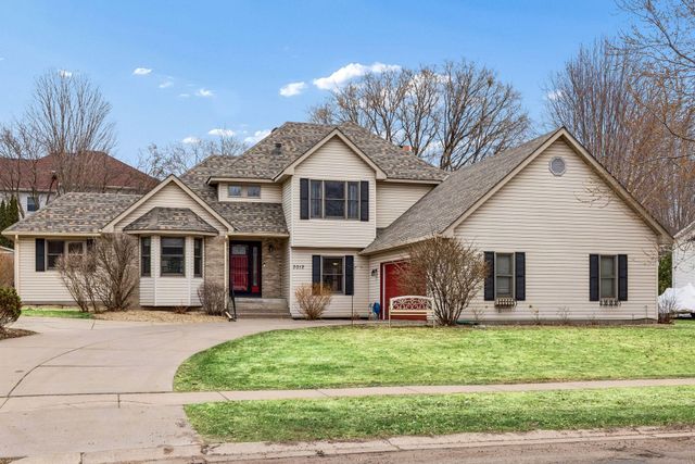 3012 Walter Street, Maplewood, MN 55109