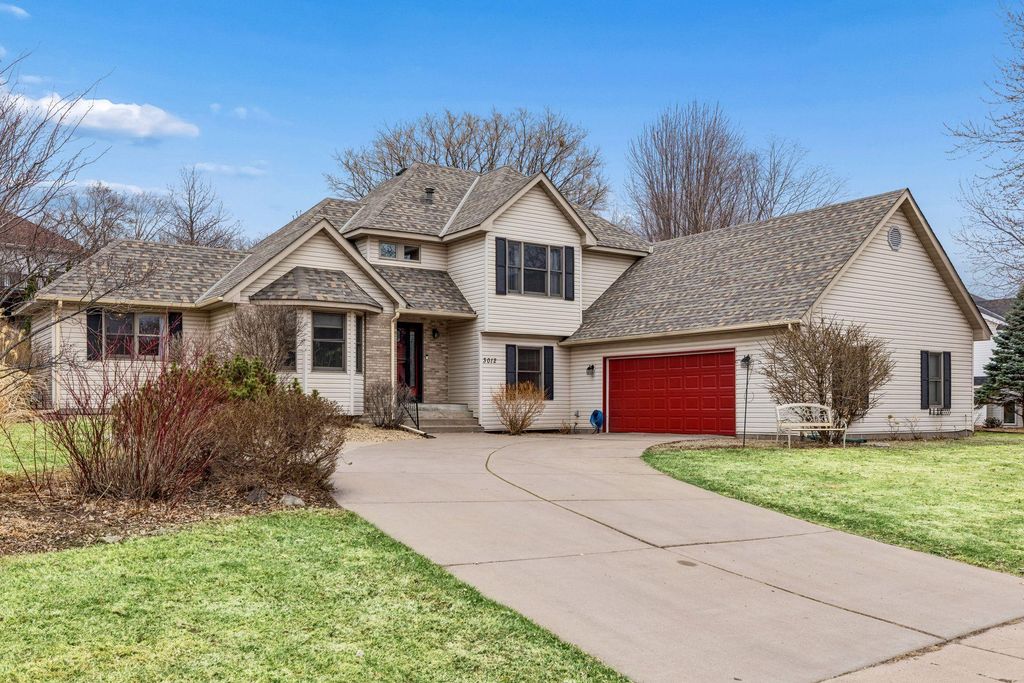3012 Walter Street, Maplewood, MN 55109
