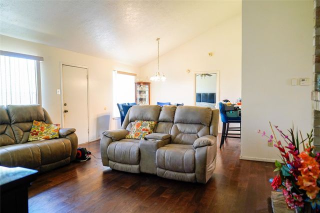 16614 Quiet Quail Drive, Houston, TX 77489