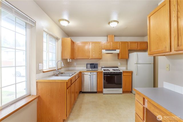 533 Forest Park Street, Port Orchard, WA 98366