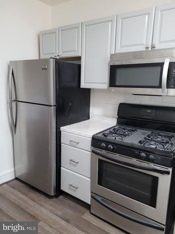 7246 BRENT RD, Upper Darby, PA 19082
