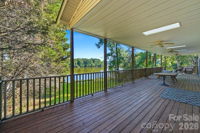 1005 Jackson Road, Fort Lawn, SC 29714