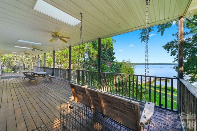 1005 Jackson Road, Fort Lawn, SC 29714