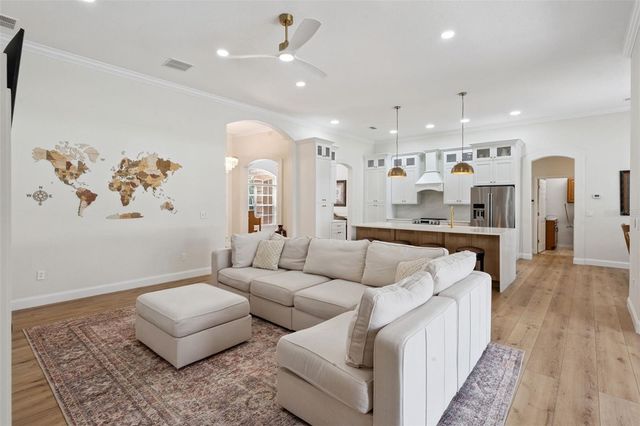 796 MILLS ESTATE PLACE, Chuluota, FL 32766