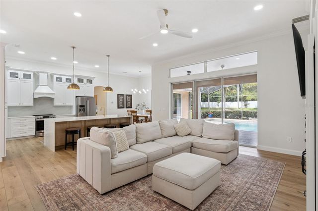 796 MILLS ESTATE PLACE, Chuluota, FL 32766