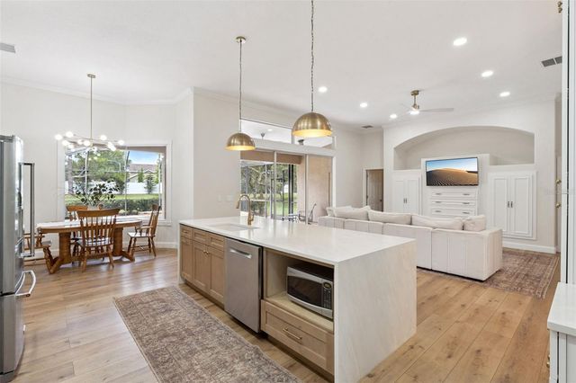 796 MILLS ESTATE PLACE, Chuluota, FL 32766