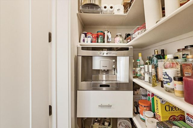 13056 Austin Forest Cir, Auburn, CA 95602