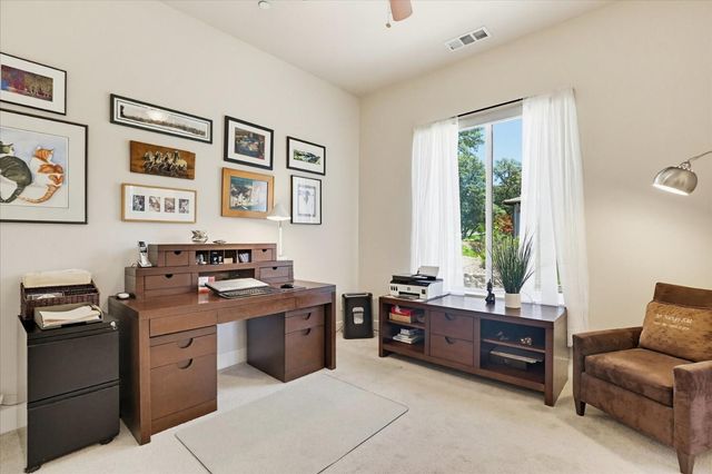 13056 Austin Forest Cir, Auburn, CA 95602