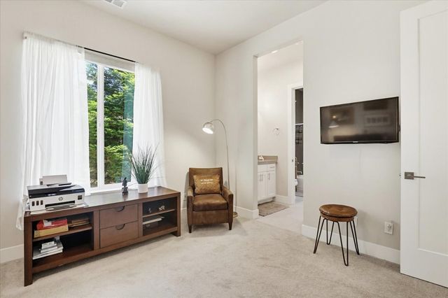 13056 Austin Forest Cir, Auburn, CA 95602