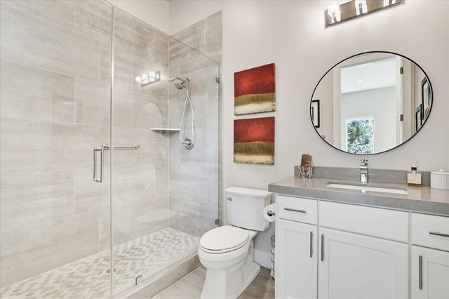 13056 Austin Forest Cir, Auburn, CA 95602