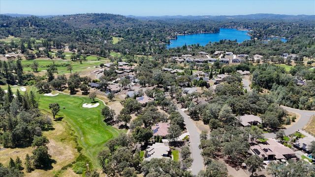 13056 Austin Forest Cir, Auburn, CA 95602