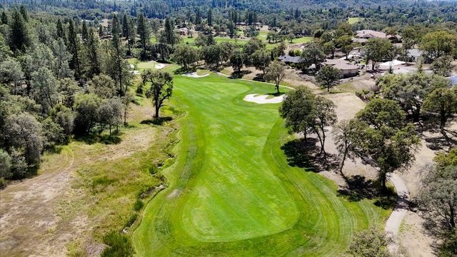 13056 Austin Forest Cir, Auburn, CA 95602