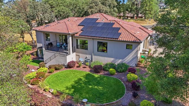 13056 Austin Forest Cir, Auburn, CA 95602