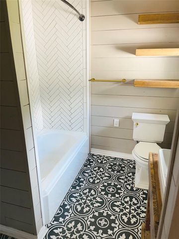 4709 Lido Lane, Houston, TX 77092