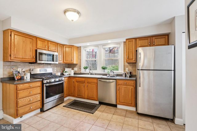 205 N ABERDEEN AVE, Wayne, PA 19087