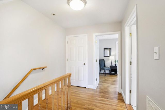 205 N ABERDEEN AVE, Wayne, PA 19087