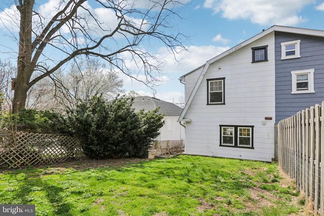 205 N ABERDEEN AVE, Wayne, PA 19087