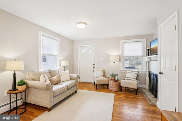 205 N ABERDEEN AVE, Wayne, PA 19087