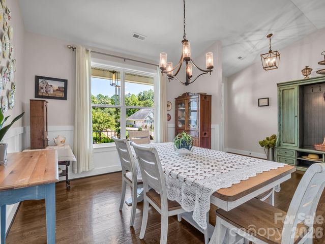 718 Tinsberry Lane, Inman, SC 29349
