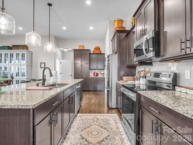 718 Tinsberry Lane, Inman, SC 29349