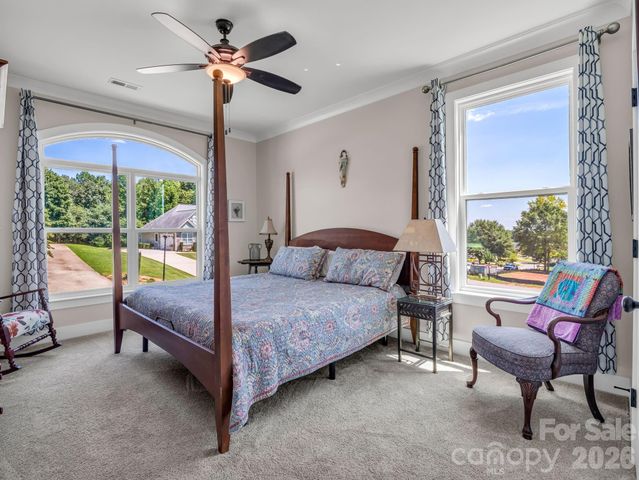 718 Tinsberry Lane, Inman, SC 29349