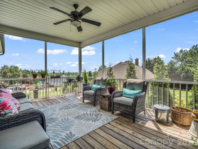 718 Tinsberry Lane, Inman, SC 29349