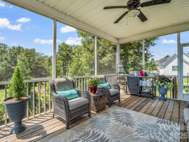 718 Tinsberry Lane, Inman, SC 29349