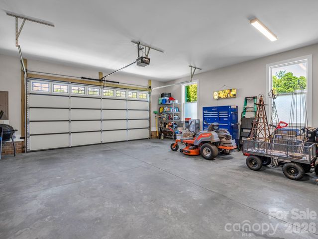 718 Tinsberry Lane, Inman, SC 29349