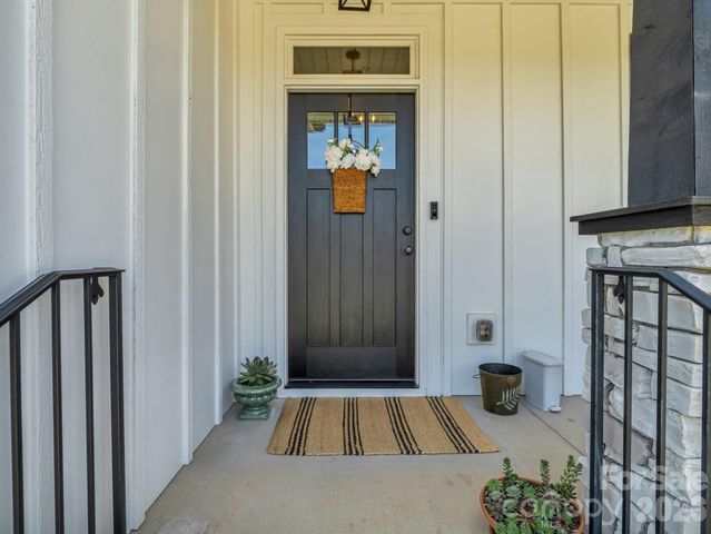 718 Tinsberry Lane, Inman, SC 29349