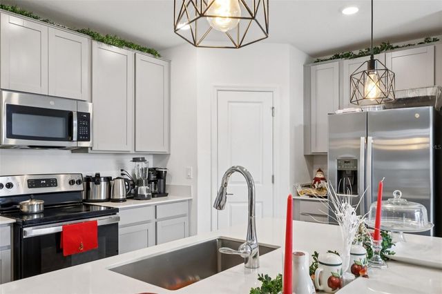 356 LOCH COURT, Davenport, FL 33837