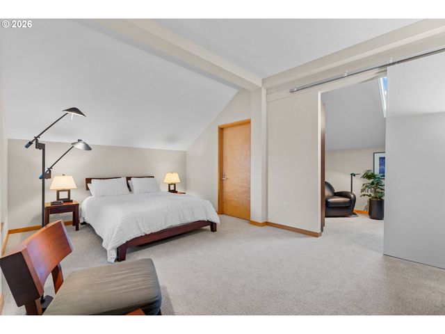 1030 Nw JOHNSON St 611, Portland, OR 97209