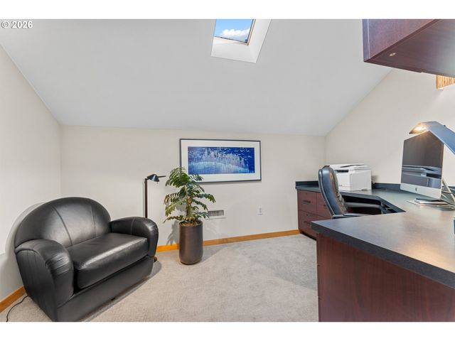 1030 Nw JOHNSON St 611, Portland, OR 97209