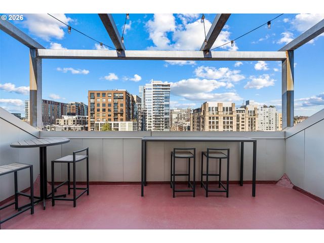 1030 Nw JOHNSON St 611, Portland, OR 97209