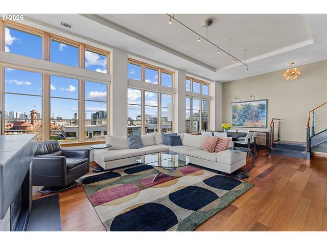 1030 Nw JOHNSON St 611, Portland, OR 97209