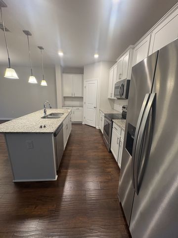 422 Butler Rd, Mount Juliet, TN 37122